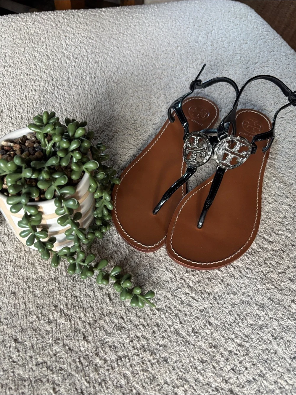 Tory Burch Black Patent Miller Thong Sandals with Brown Leather Footbed
